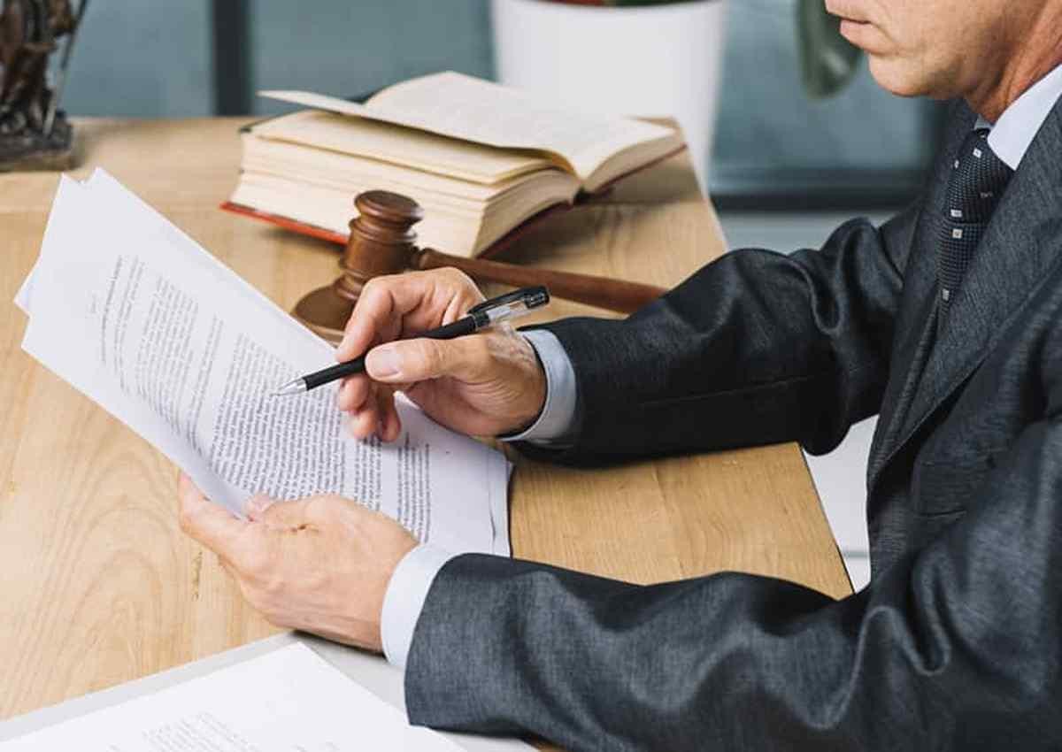 آزمون کارشناسی رسمی