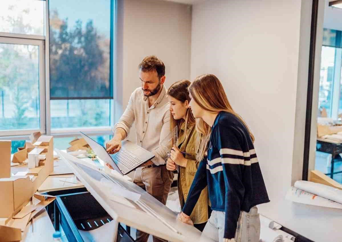 طراحی معماری نظام مهندسی